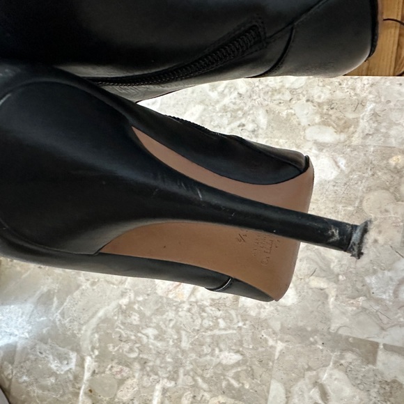 VALENTINO ROCKSTUD CALFSKIN ANKLE BOOT 90 MM - Picture 8 of 9